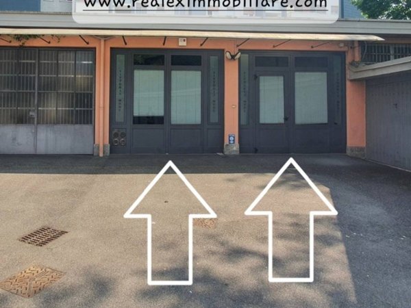 locale commerciale in vendita a Milano in zona Turro