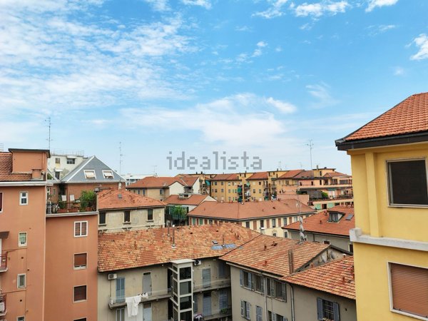 appartamento in vendita a Milano in zona Piazzale Lodi