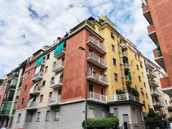 appartamento in vendita a Milano in zona Piazzale Lodi