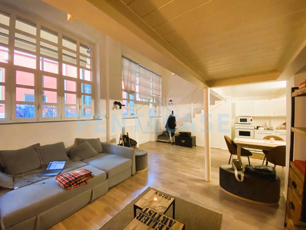 appartamento in vendita a Milano in zona Barona