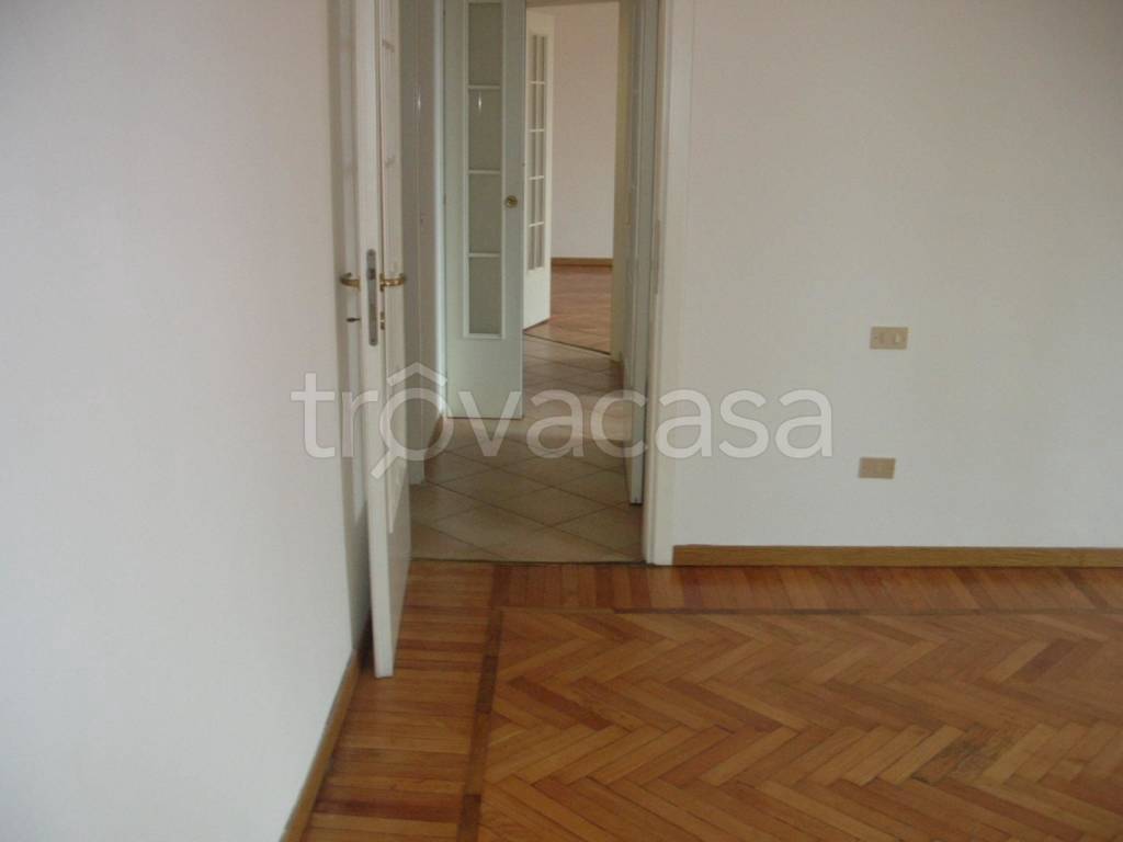 appartamento in vendita a Milano in zona Porta Venezia