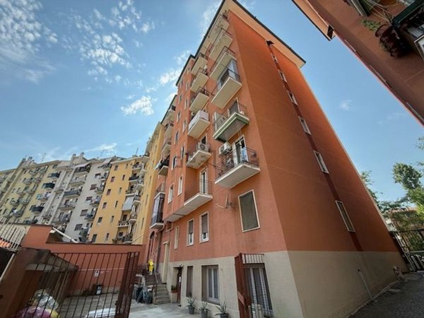 appartamento in vendita a Milano in zona Rembrandt