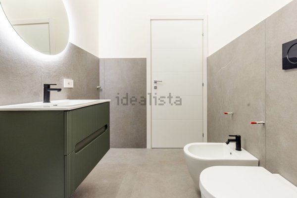 appartamento in vendita a Milano in zona Lorenteggio