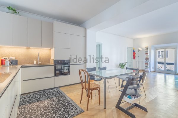 appartamento in vendita a Milano in zona Porta Garibaldi