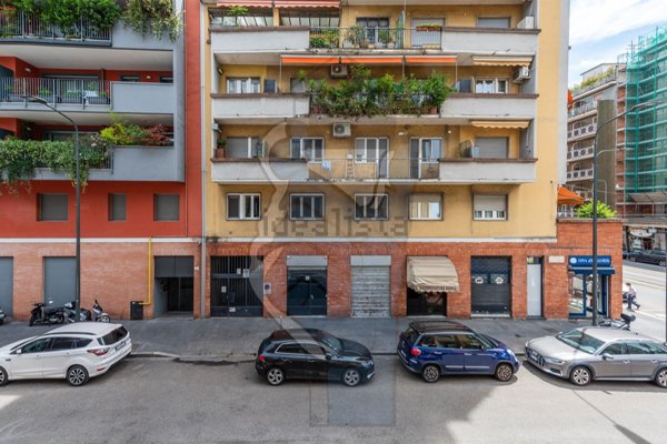 appartamento in vendita a Milano in zona Rembrandt
