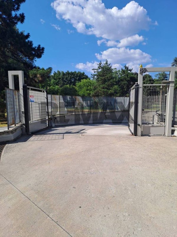 negozio in vendita a Milano