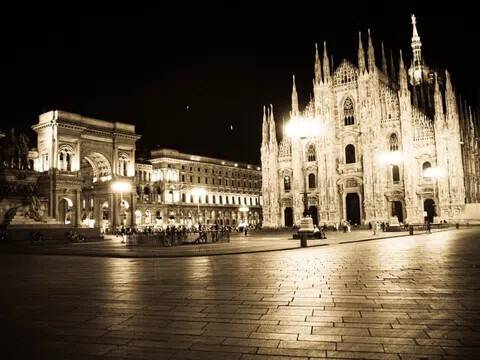 intera palazzina in vendita a Milano in zona Centro Storico