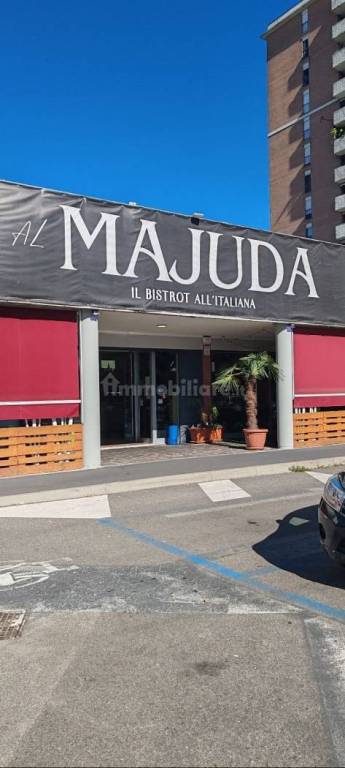 negozio in vendita a Milano in zona Chiesa Rossa