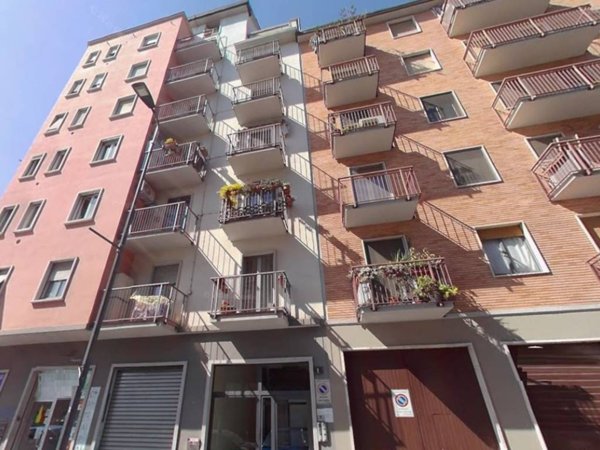appartamento in vendita a Milano in zona Forlanini