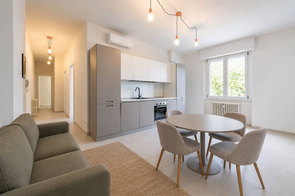 appartamento in vendita a Milano in zona Lorenteggio