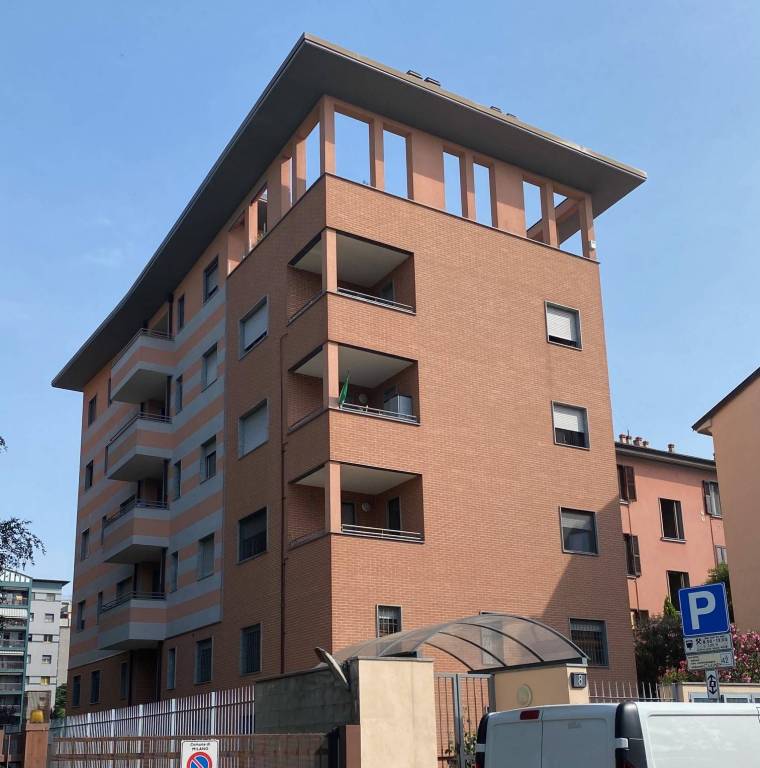appartamento in vendita a Milano in zona Affori
