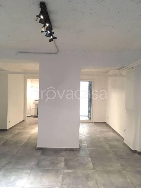 appartamento in vendita a Milano in zona Solari