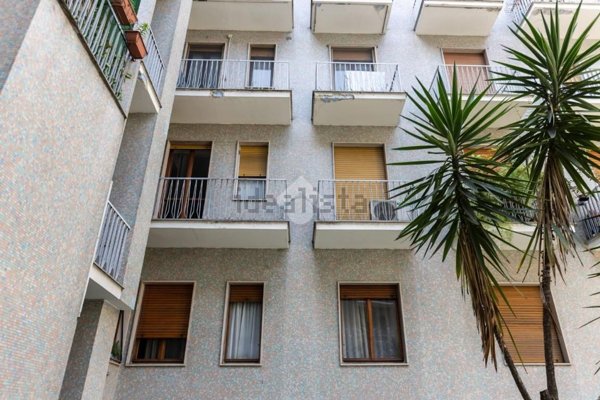 appartamento in vendita a Milano in zona Loreto