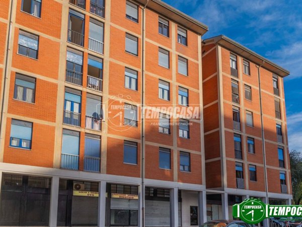 appartamento in vendita a Milano in zona Quarto Oggiaro