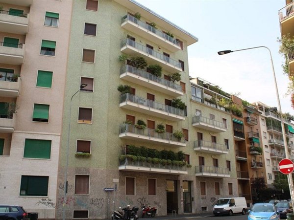 appartamento in vendita a Milano in zona Bocconi