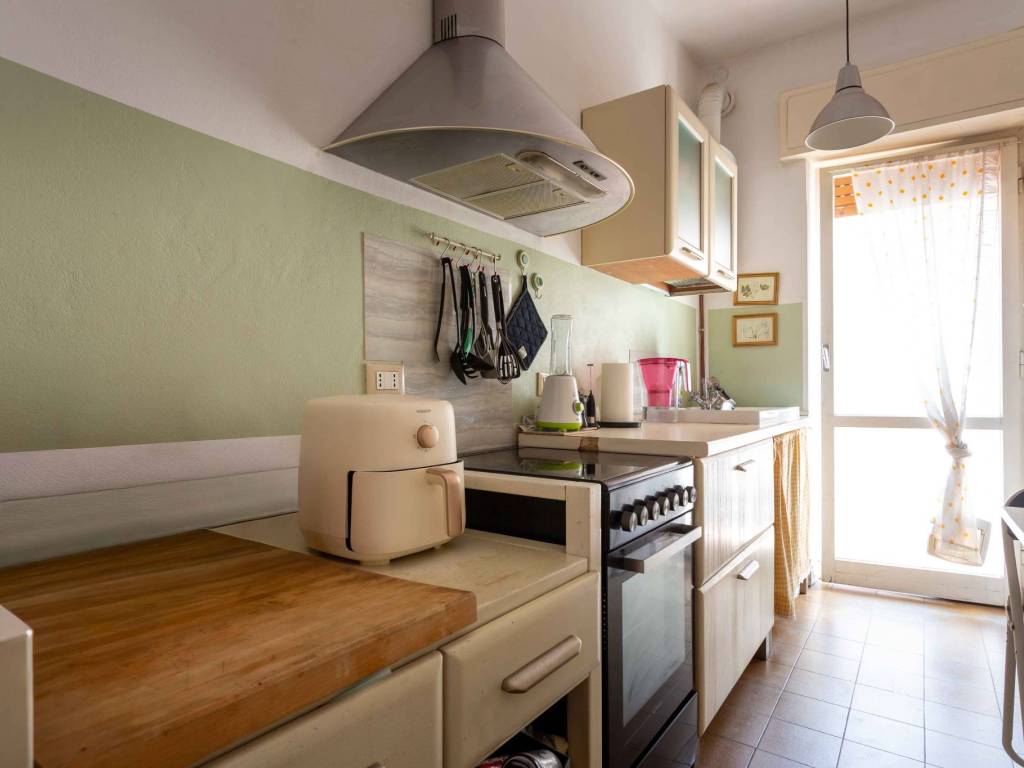 appartamento in vendita a Milano in zona Barona