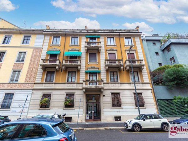 appartamento in vendita a Milano in zona Porta Romana