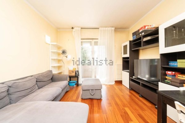 appartamento in vendita a Milano in zona Vigentino