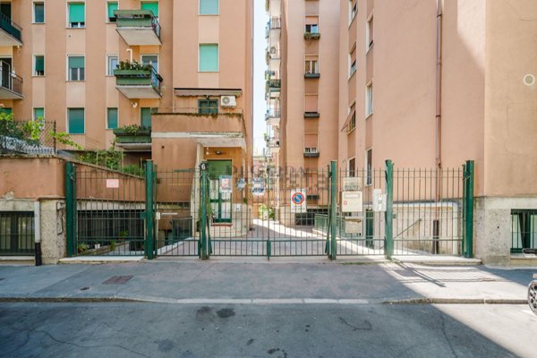 appartamento in vendita a Milano in zona Villapizzone