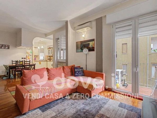 appartamento in vendita a Milano in zona Barona