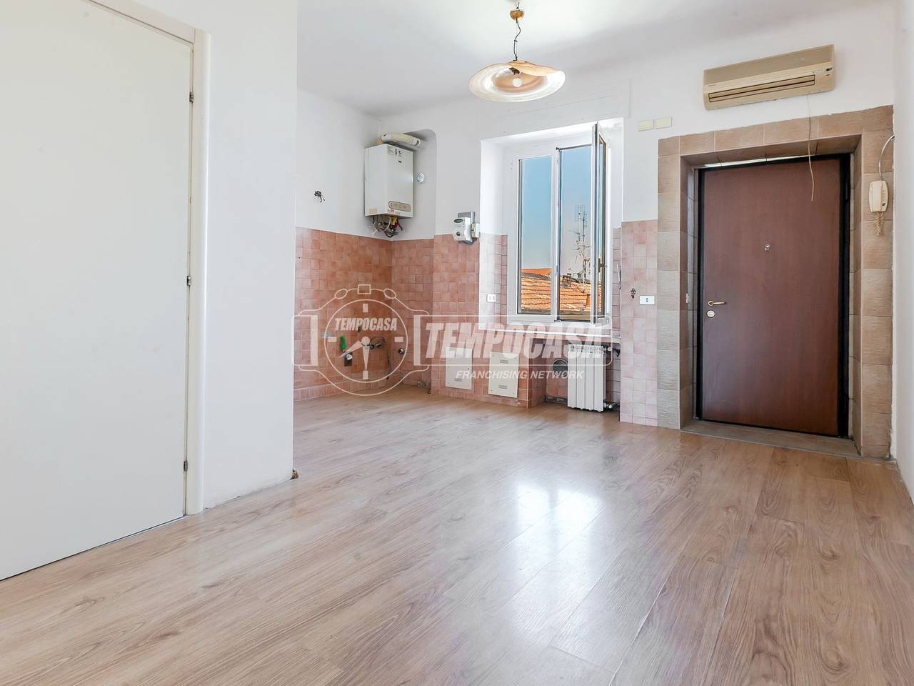 appartamento in vendita a Milano in zona Dergano
