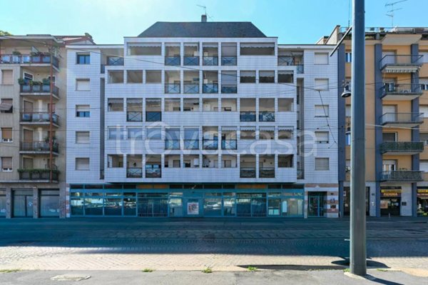 appartamento in vendita a Milano in zona Loreto