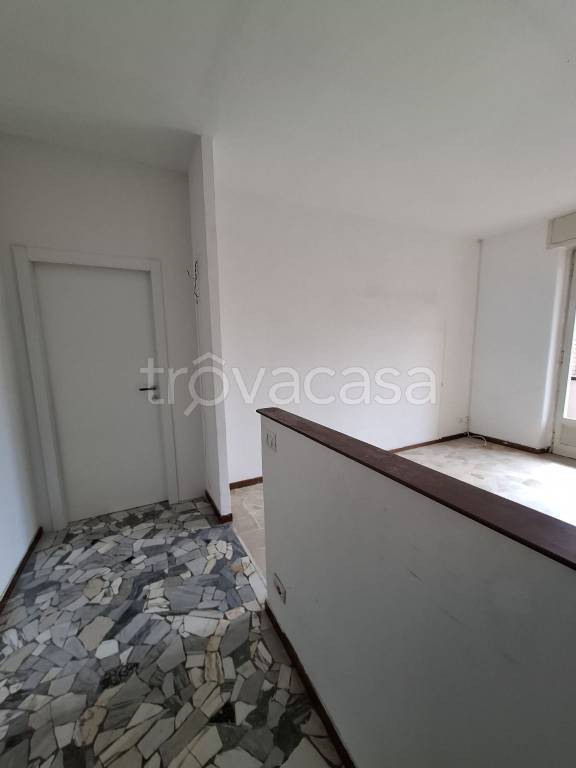 appartamento in vendita a Milano in zona Corvetto