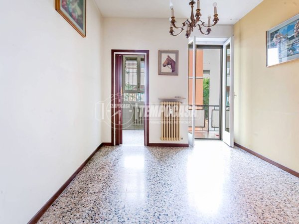 appartamento in vendita a Milano in zona Dergano