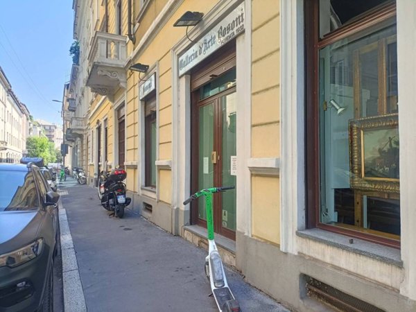 negozio in vendita a Milano in zona Bocconi