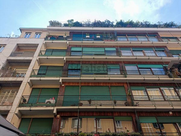 appartamento in vendita a Milano in zona Porta Venezia