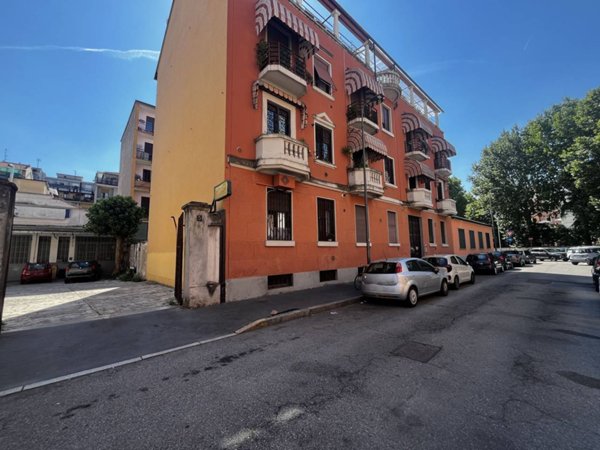 appartamento in vendita a Milano in zona Turro