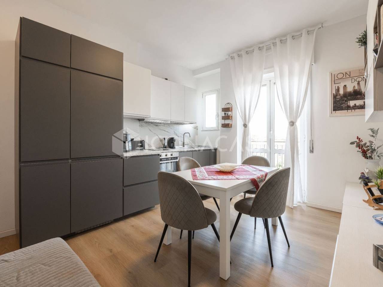appartamento in vendita a Milano in zona Forlanini