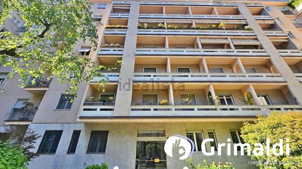 appartamento in vendita a Milano in zona Il Portello