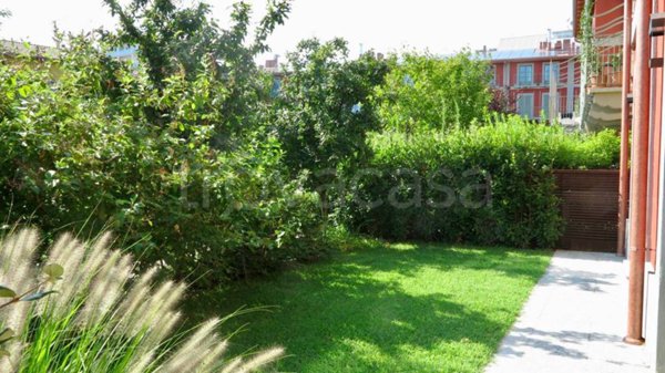 appartamento in vendita a Milano in zona Famagosta