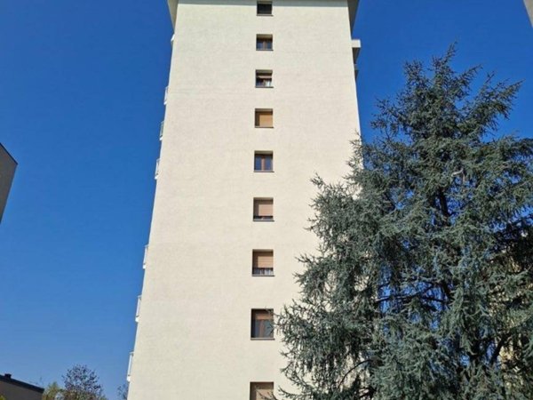 appartamento in vendita a Milano in zona Trenno