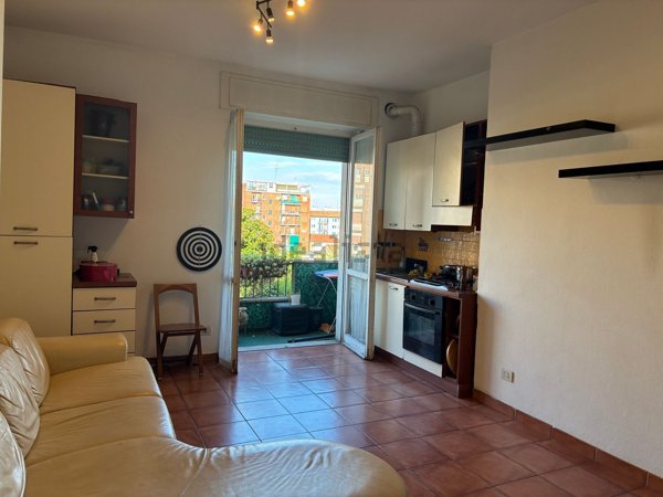 appartamento in vendita a Milano in zona Crescenzago