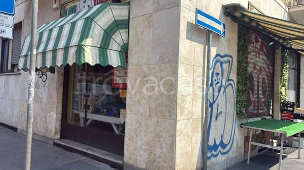 negozio in vendita a Milano in zona Forlanini