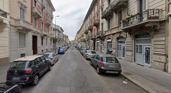 intera palazzina in vendita a Milano