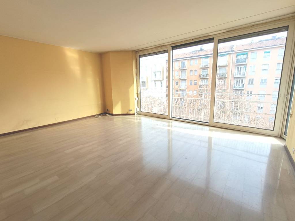 appartamento in vendita a Milano in zona Porta Romana