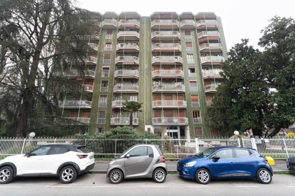appartamento in vendita a Milano in zona Vigentino