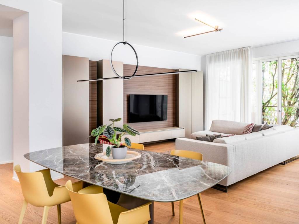 appartamento in vendita a Milano in zona Sant'Ambrogio