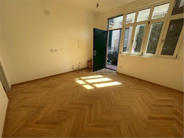 appartamento in vendita a Milano in zona Ghisolfa