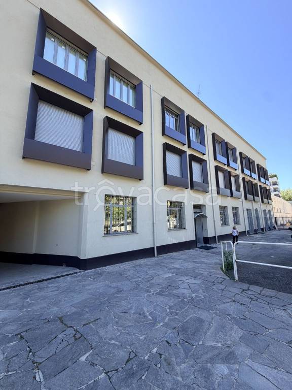appartamento in vendita a Milano in zona Bocconi