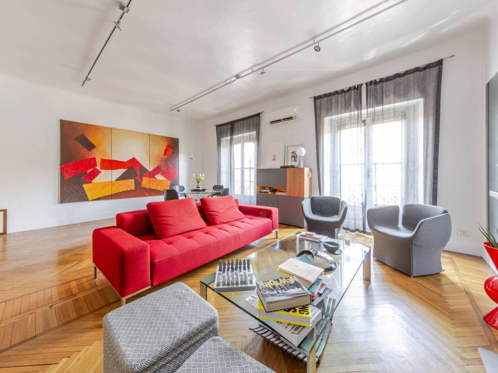 appartamento in vendita a Milano in zona Porta Venezia