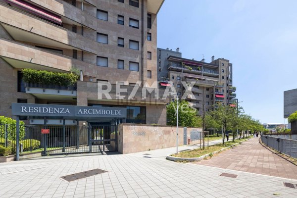 appartamento in vendita a Milano in zona Bicocca