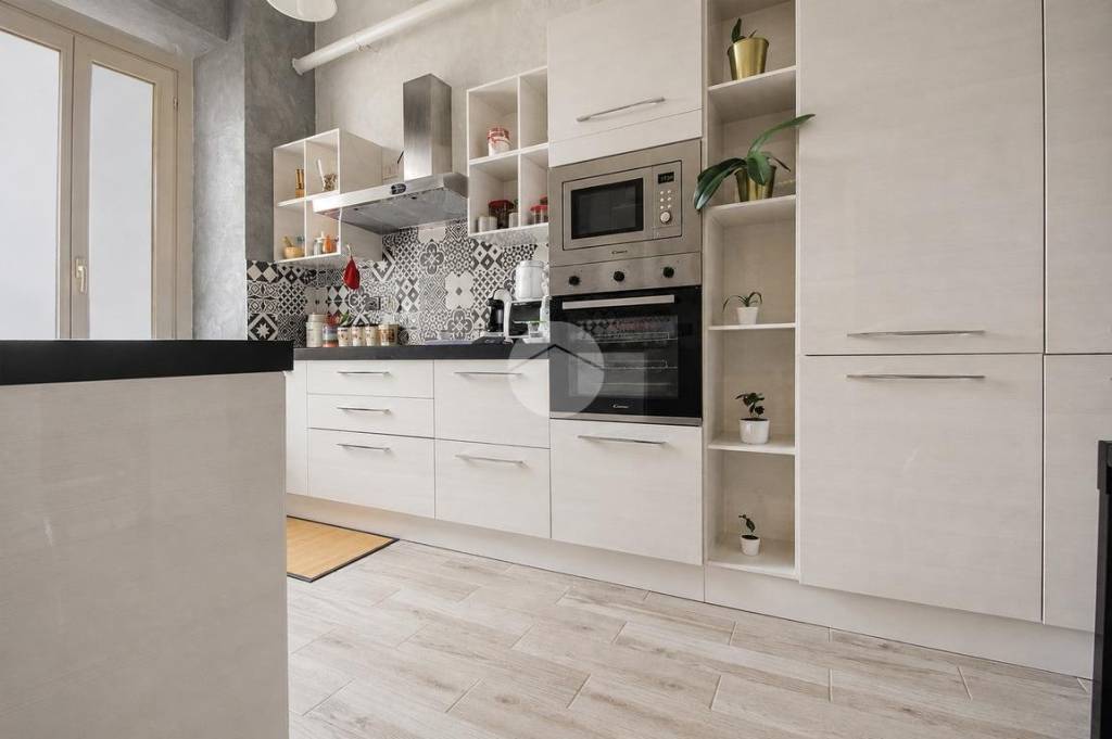 appartamento in vendita a Milano in zona Villapizzone