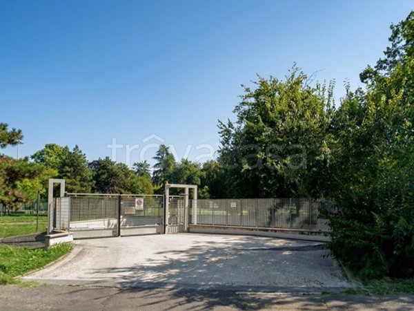 negozio in vendita a Milano in zona Bovisa