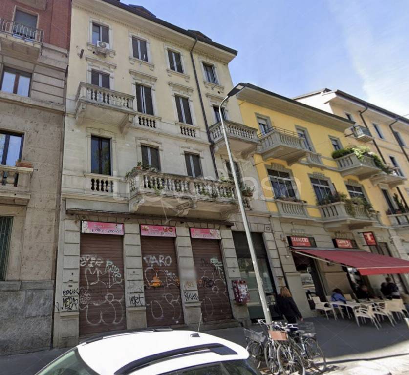 negozio in vendita a Milano in zona Città Studi