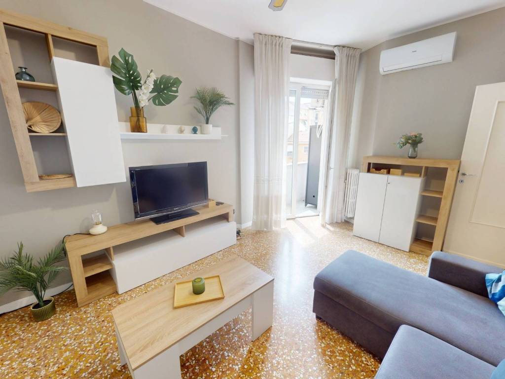 appartamento in vendita a Milano in zona Città Studi