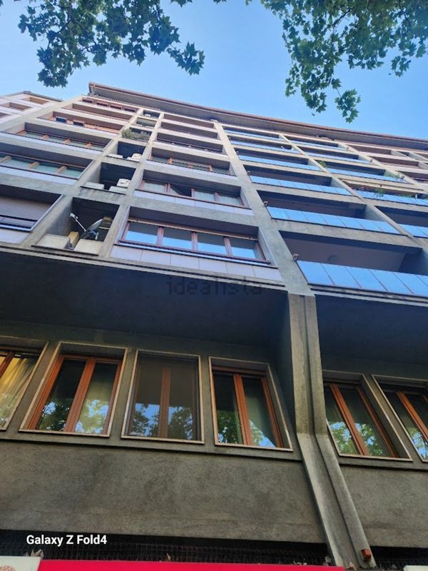 appartamento in vendita a Milano in zona Sempione